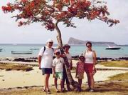 avec nos amis � Cap Malheureux !