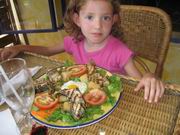 O� Claire va t elle mettre tout �� ??